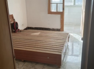 此房源位于繁华地段,交便利,生活便捷